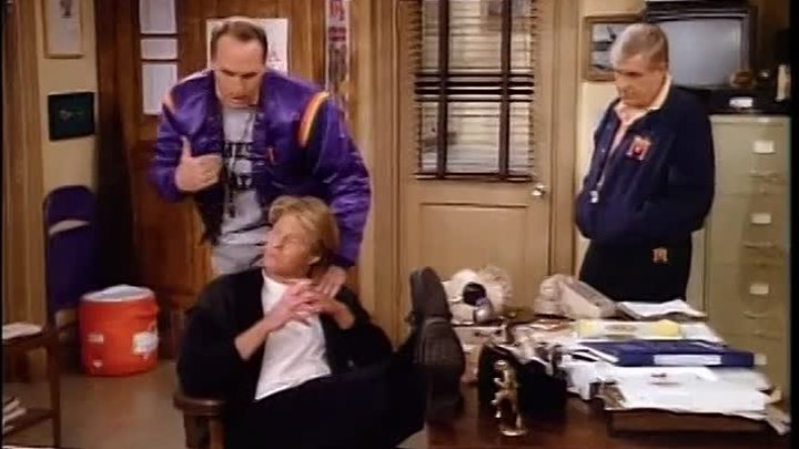 ⁣Coach S01E11 Whose Team Is It Anyway