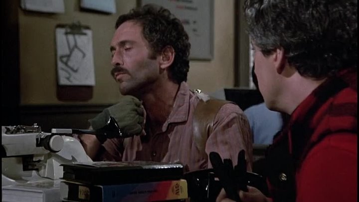 ⁣Hill Street Blues S3 E9 ∙ A Hair of the Dog