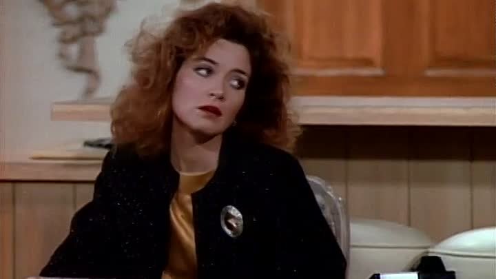 ⁣Designing Women S02E16 There's Some Black People Coming to Dinner