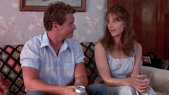 ⁣Betrayed (1988) (480p)