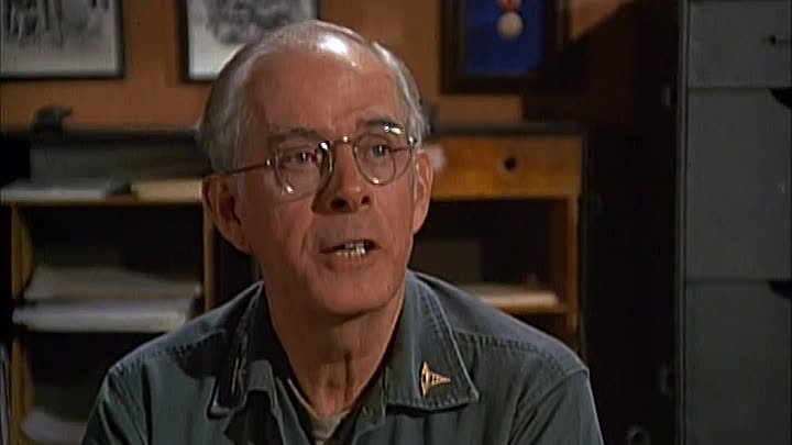 ⁣M*A*S*H S04E07 - Dear Mildred