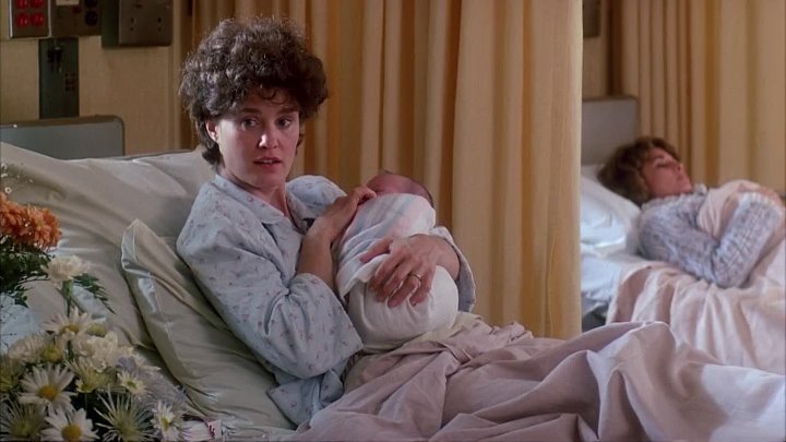 ⁣Sweet Dreams (1985) (1080p)🌻 80's Movies