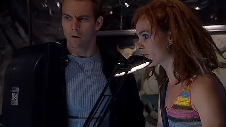 ⁣Earth Final Conflict S04E07 The Second Wave