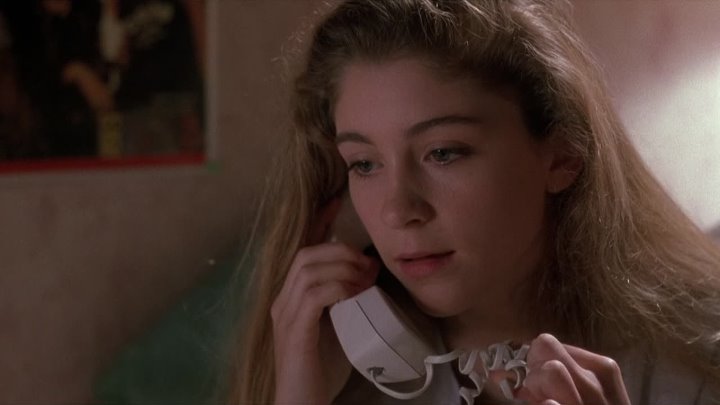 ⁣Lisa (1990) (1080p)🌻 Movies