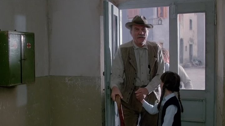 ⁣Twilight Time (1982) (720p)