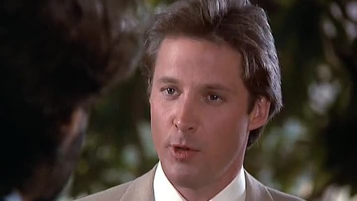 ⁣Scarecrow and Mrs King S02E16 Life of the Party