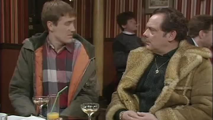 ⁣OFAH [S06E04] The Unlucky Winner Is (1989) [DVDRip]
