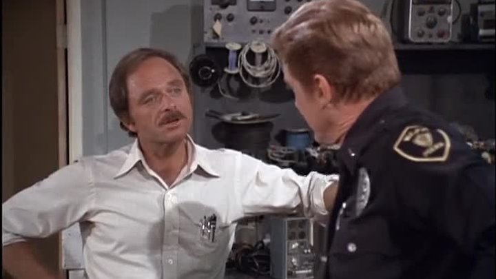 ⁣S W A T - S2 EPISODE 8: Vigilante