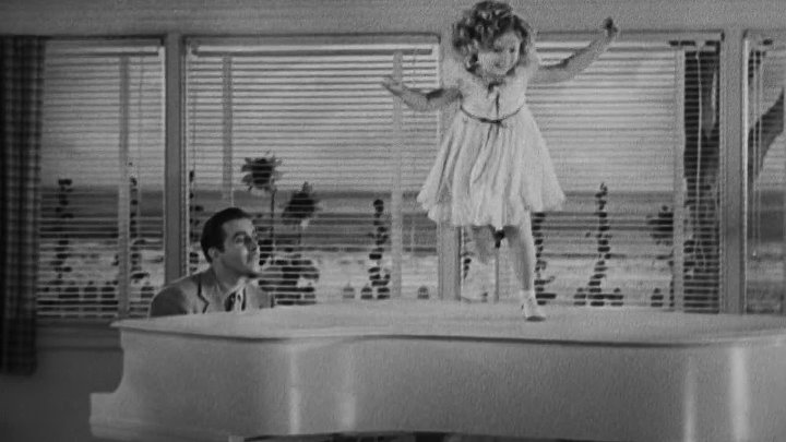 ⁣Curly Top (1935) (1080p)
