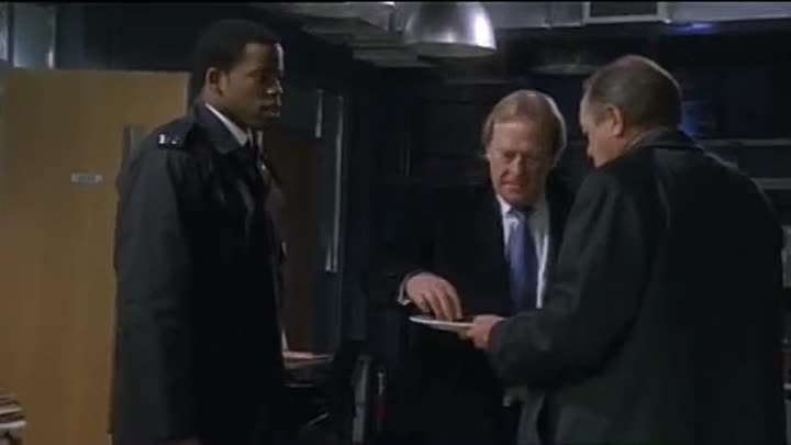 ⁣New Tricks (2004) S1E6 - Good Work Rewarded