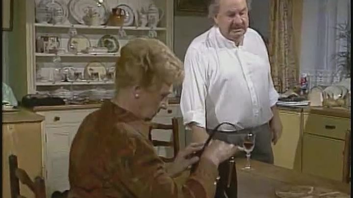 ⁣Rumpole of the Bailey (1991) Rumpole and the Summer of Discontent [S6E2]