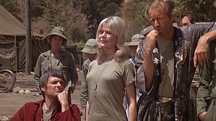 ⁣MASH S07E02 - Peace on Us