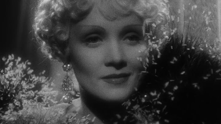 ⁣The Scarlet Empress (1934) (1080p)🌻 Black & White Films