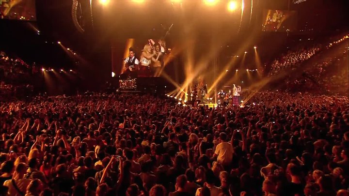 ⁣Shakira Live From Paris (2011) 1080p BluRay 5 1-LAMA