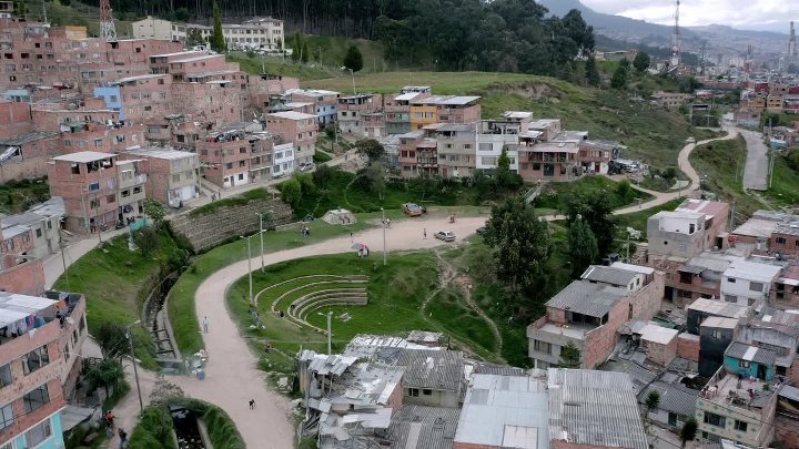 ⁣Narcos (2015) S01-S03 (1080p BluRay x265 10bit EAC3 5 1 Celdra)