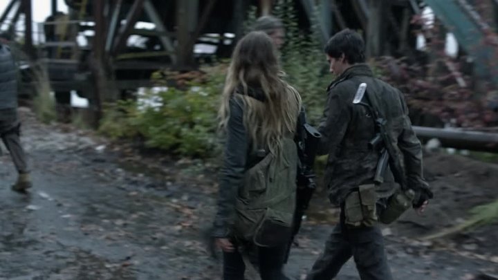 Falling Skies - Complete Series - Mp4 x264 AC3 1080p