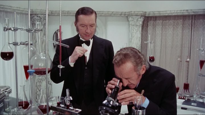 ⁣Vampira 1974 1080p BluRay x264-OFT