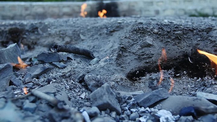 ⁣The Proof Is Out There S06E01 720p WEB H 264-JFF