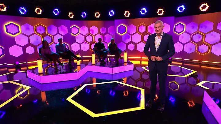 ⁣Celebrity Puzzling S02E10 1080p WEB H264-CBFM