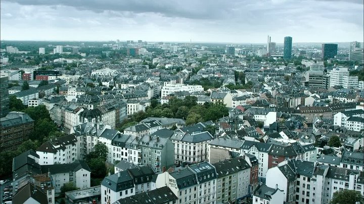 ⁣Labyrinth (2011) 1080p WEBRip x264 AAC5 1 -TR -+ENG -SRT -YTS MX