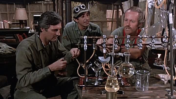 ⁣MASH S08E06 - Period of Adjustment
