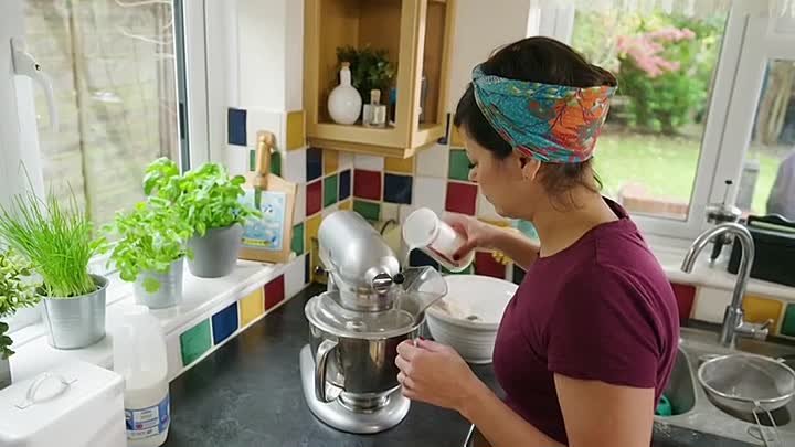 Come Dine With Me S2026E17 -Bedfordshire and Cambridgeshire