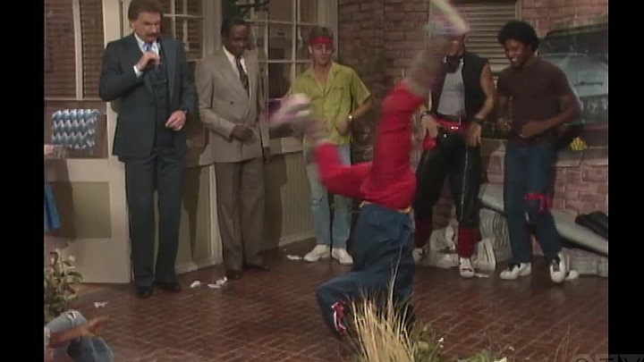 ⁣Benson S06E15 Take This Job and Love It 720p CTV WEB-DL AAC2 0 H 264-PHOENiX