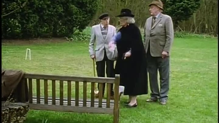 ⁣Waiting for God (1993) [S4E02] Living Together