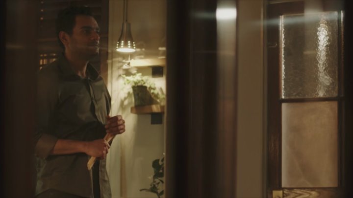 Transplant S02E04 - Contact