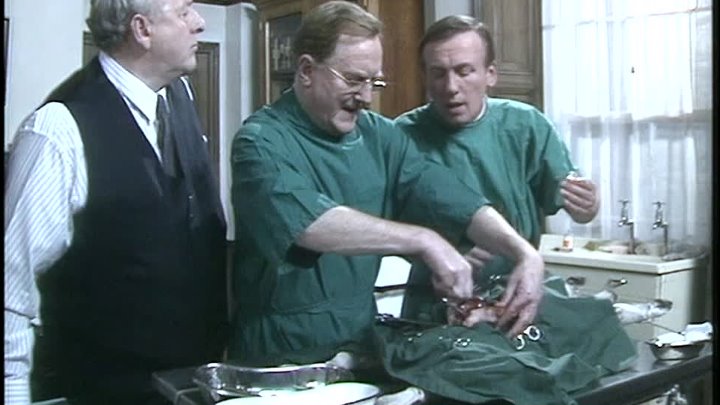 ⁣All Creatures Great and Small S07E03 - If Music Be the Food of Love