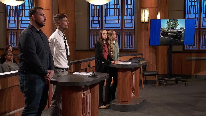 ⁣Tribunal Justice S03E07