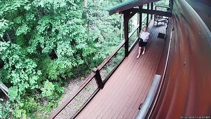 ⁣Neighborhood Watch S01E13