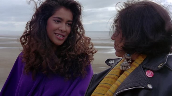 ⁣Bhaji On The Beach (1993) (1080p)🌻 90's Movies