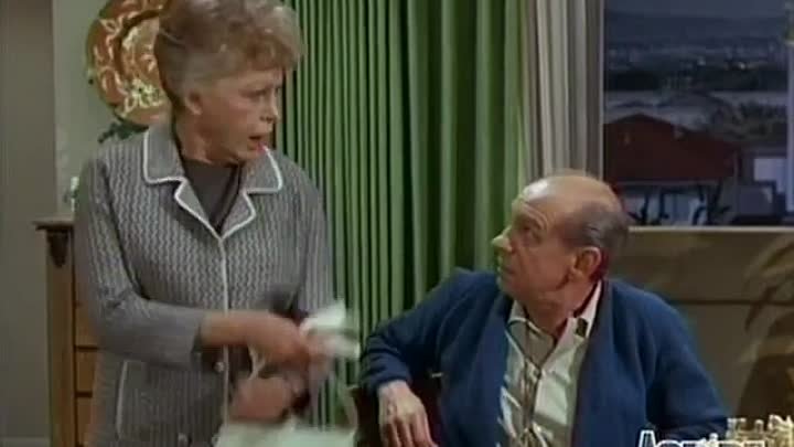 ⁣Julia E23 -Cupid's No Computer