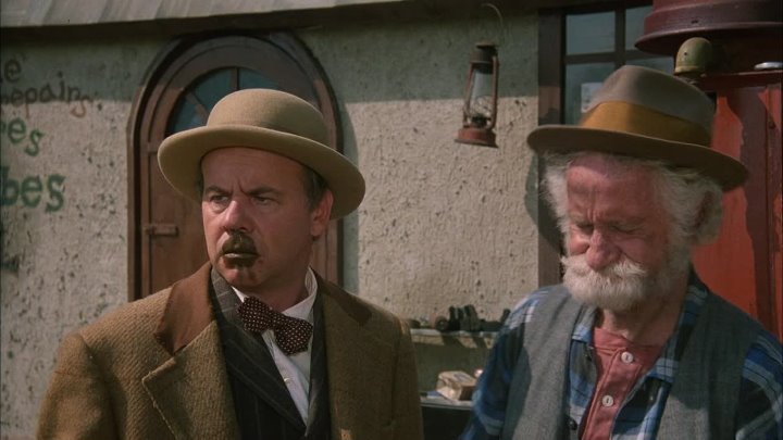 ⁣The Private Eyes (1980) (1080p)🌻 80's Movies