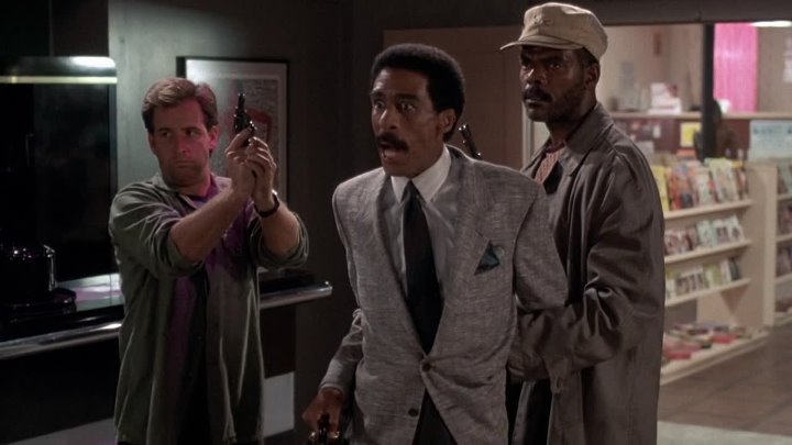 ⁣Critical Condition (1987) (1080p) +subtitle🌻 80's Movies