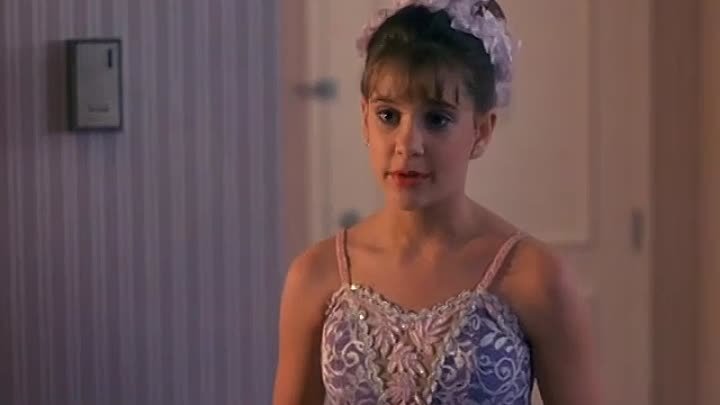 ⁣Life Goes On [S1E17] It Ain't All It's Cracked up to Be