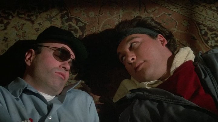 ⁣The Man With One Red Shoe (1985) (1080p)🌻 80's Movies