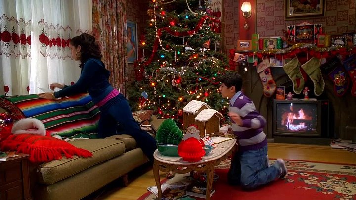 ⁣Ugly Betty [S01E10] Fake Plastic Snow