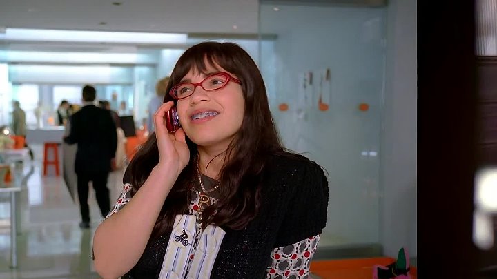 ⁣Ugly Betty [S02E15] Burning Questions