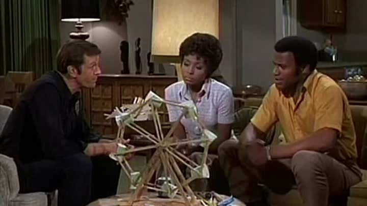 ⁣Julia E71 - Parents Can Be Pains