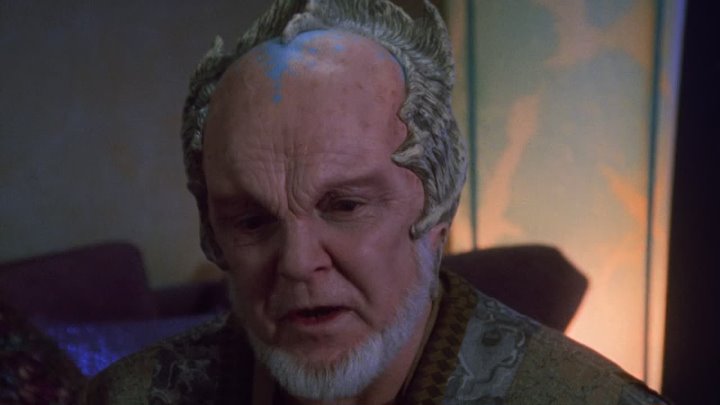 ⁣Babylon 5 [S01E18] A Voice in the Wilderness: Part 1