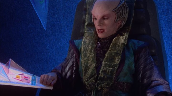 ⁣Babylon 5 [S01E20] Babylon Squared