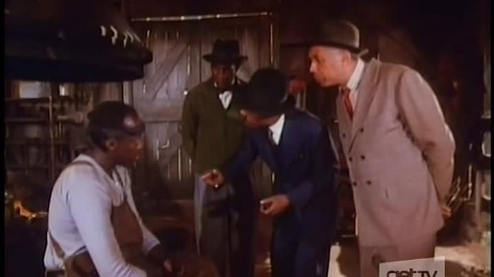 ⁣Palmerstown, U S A S01E01 Palmerstown U S A (pilot)