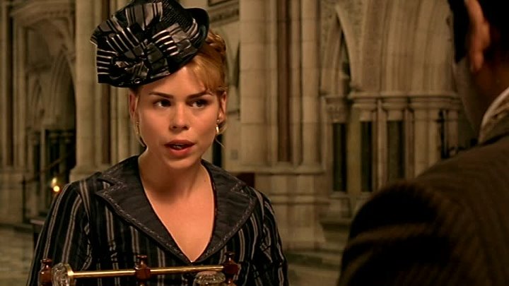 ⁣The Shadow in the North (2007)🌻 Period Drama/Films