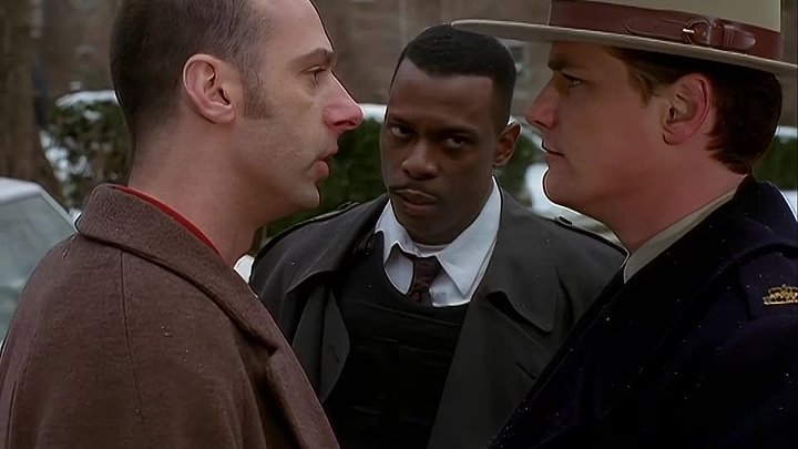 ⁣Due South - S02E07 - Juliet is Bleeding