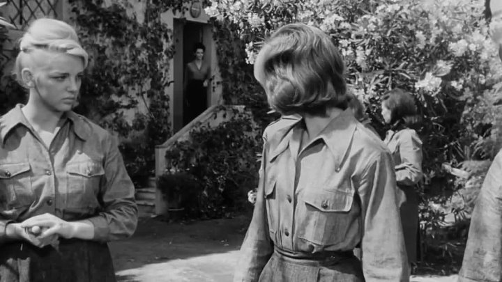 ⁣Werewolf In A Girls Dormitory (1961) (720p) 🌻 Black & White Films