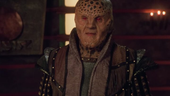 ⁣Babylon 5 [S05E20] Objects in Motion