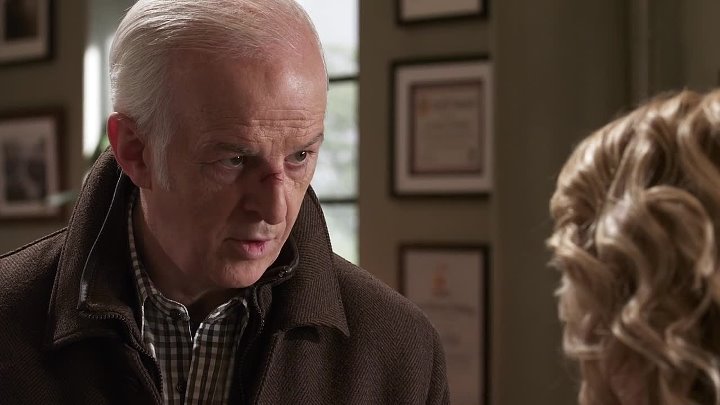 ⁣Republic of Doyle S04E13 What Doesn't Kill You