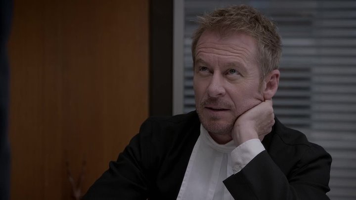 ⁣Rake S02E03 - R v Wooldridge Anor